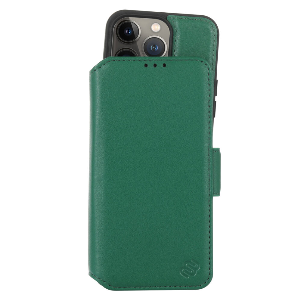 Leather-Wallet-Green-iPhone-13-Pro_1